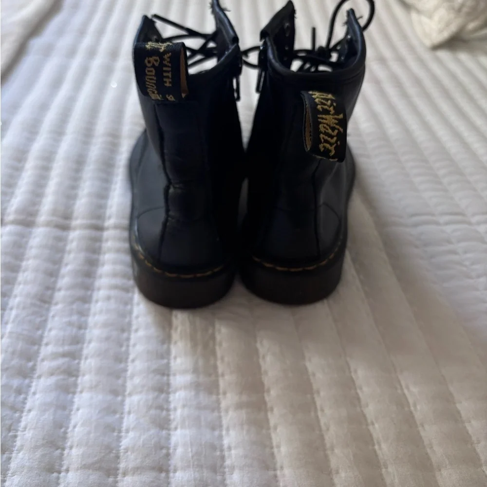 : : DR. MARTENS Kids Boots : :
